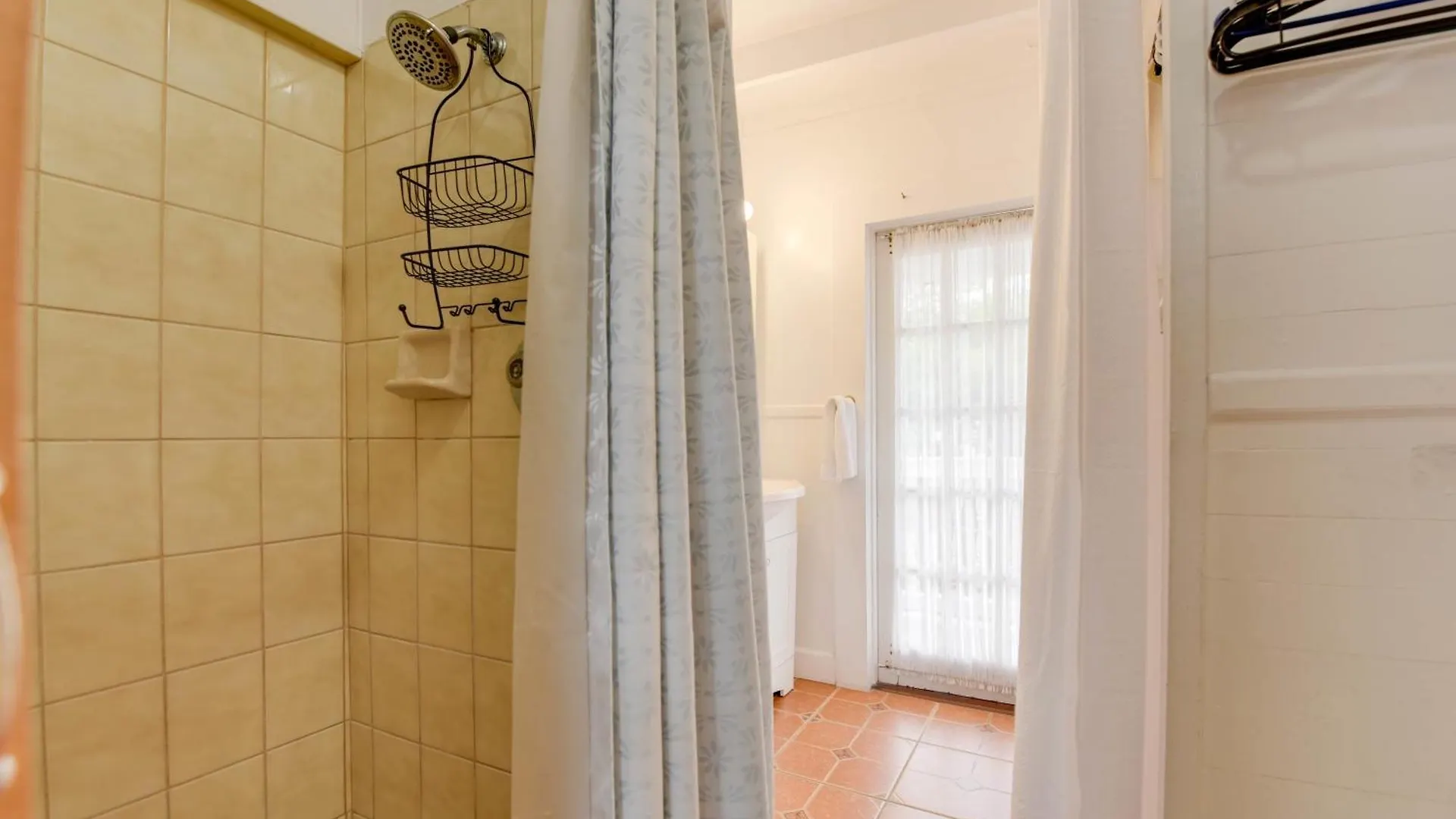 基韋斯特New Coastal Rose - Bright Loft With High Ceilings公寓 公寓