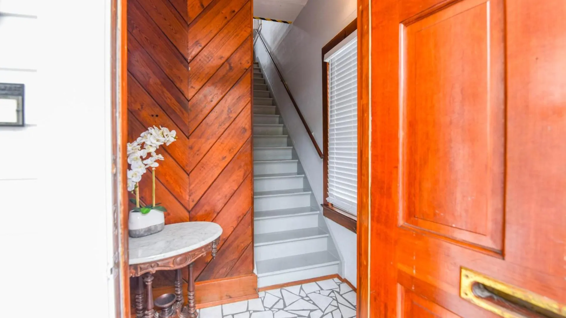 Apartament New Coastal Rose - Bright Loft With High Ceilings Key West